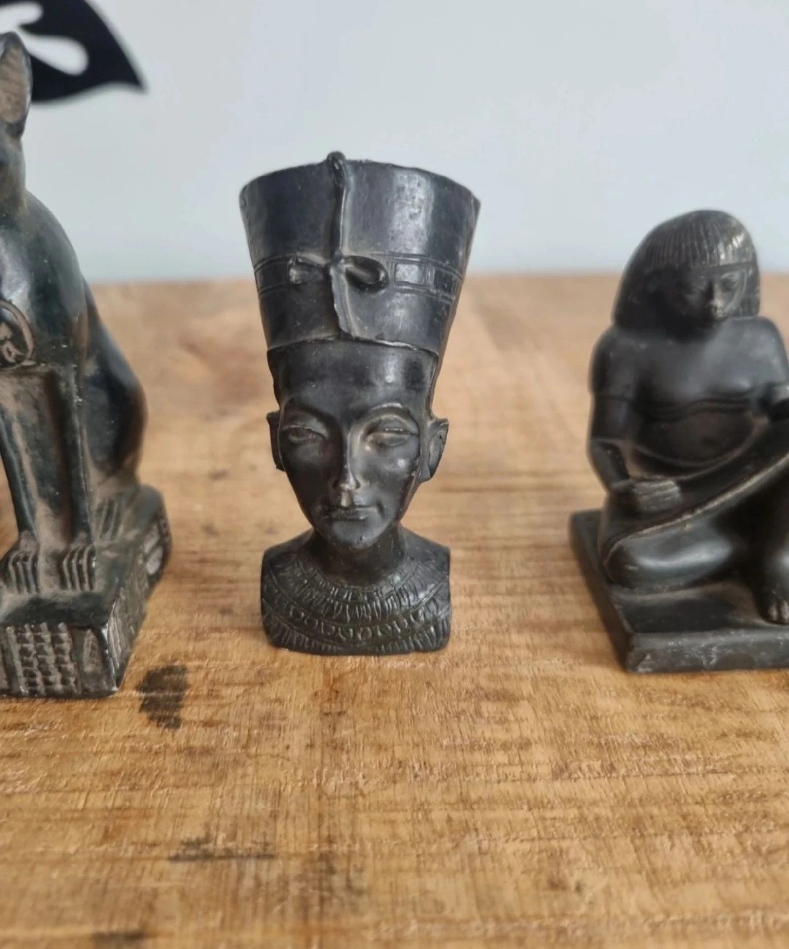 Set van 5 decoratieve Egyptische standbeelden (Toetanchamon – photo 5